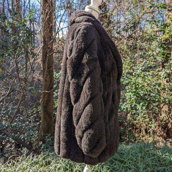 MONTEREY Faux Fur Coat Stroller Length in Plush Black Size Small - Picture 12 of 15